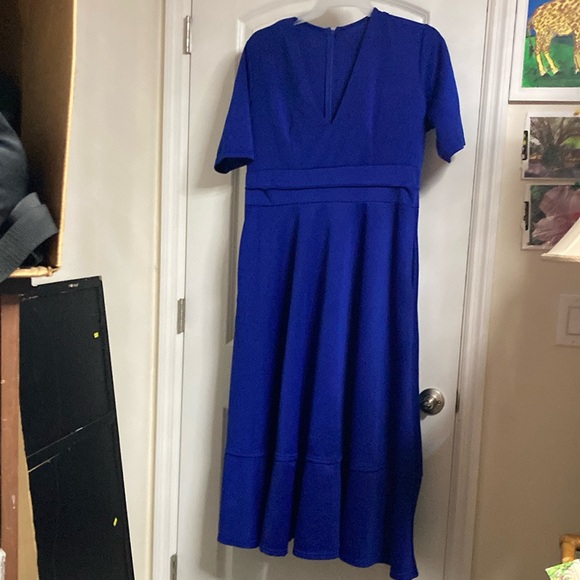 Maxi Royal Blue dress with Pockets Size XLmaterial is soft and stretchy - Picture 1 of 7